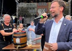Zehn Tage Party Fruehlingsmarkt In Jena Eroeffnet 00
