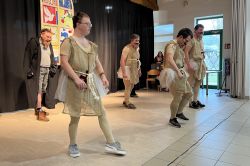 Froehliche Faschingparty In Jenaer Behindertenwerkstatt 30