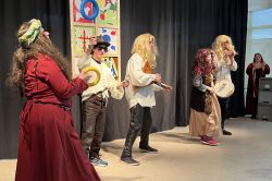 Froehliche Faschingparty In Jenaer Behindertenwerkstatt 31