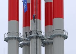 Klima Aktivisten Besetzen Kraftwerk Schornsteine In Jena 04