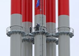 Klima Aktivisten Besetzen Kraftwerk Schornsteine In Jena 11