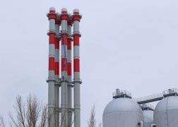 Klima Aktivisten Besetzen Kraftwerk Schornsteine In Jena 12