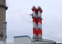 Klima Aktivisten Besetzen Kraftwerk Schornsteine In Jena 14