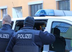 Razzia In Jena Mitglied Von Schleuser Bande Verhaftet 00