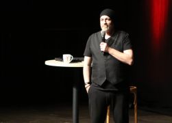 Trockener Humor Torsten Straeter Unterhielt Jena 21