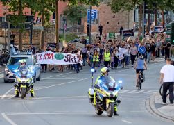 500 Menschen Bei Klima Demo In Jena 02