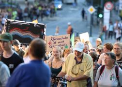 500 Menschen Bei Klima Demo In Jena 07