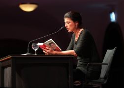 Buchlesung Mit Sahra Wagenknecht In Jena 03