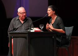 Buchlesung Mit Sahra Wagenknecht In Jena 06