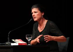 Buchlesung Mit Sahra Wagenknecht In Jena 07