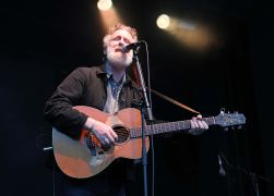 Glen Hansard Sorgt Fuer Gaensehautfeeling 008