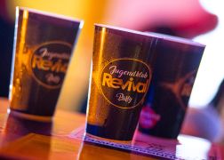 Hunderte Bei Jugendklub Revival Party In Jena 00