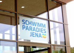 Schwimmhalle In Jena Offiziell Eroeffnet 01