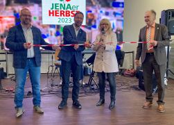 JENAer HERBST Beliebte Messe In Jena Eroeffnet 00