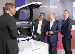 Bundeskanzler Olaf Scholz Bei Digital Gipfel In Jena 09