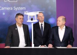 Bundeskanzler Olaf Scholz Bei Digital Gipfel In Jena 44