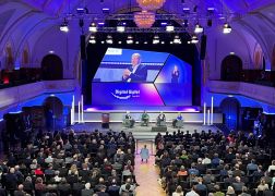 Bundeskanzler Olaf Scholz Bei Digital Gipfel In Jena 76