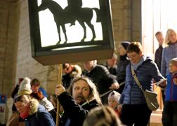 Familien Zogen Mit Laternen Durch Jena 04