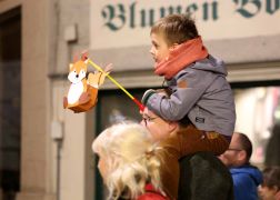 Familien Zogen Mit Laternen Durch Jena 12