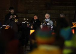 Familien Zogen Mit Laternen Durch Jena 27