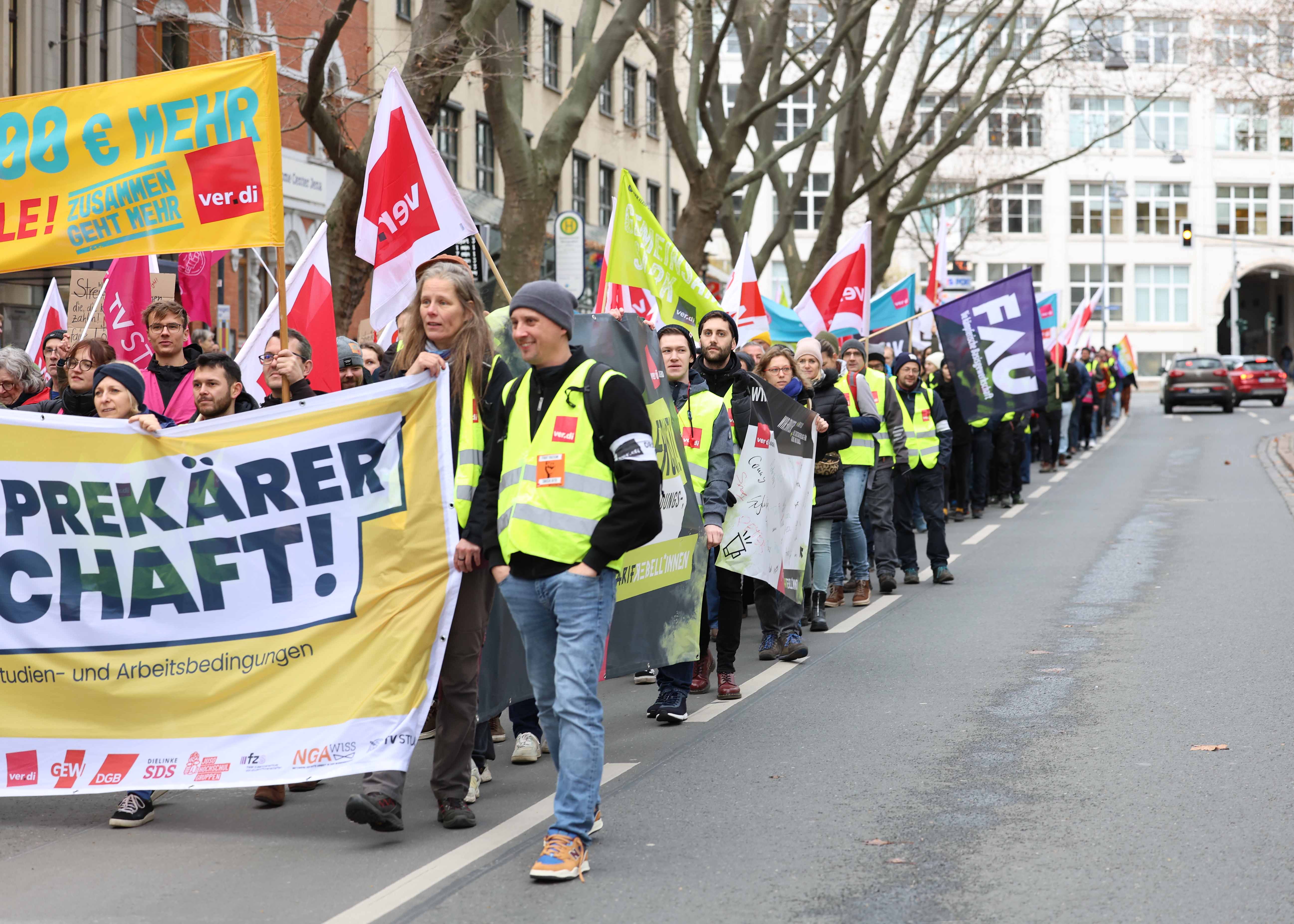 Jenaer Nachrichten Streik in Jena 500 HochschulMitarbeiter protestieren