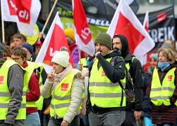 Hochschul Mitarbeiter Protestieren In Jena 04