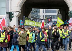 Hochschul Mitarbeiter Protestieren In Jena 05