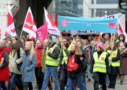 Hochschul Mitarbeiter Protestieren In Jena 06