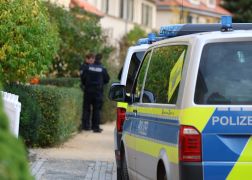 Taeter Mit Waffe 19 Jaehriger In Jena Mit Beinschuss Gestoppt 08