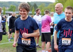 Jenaer Teamlauf 1400 Starter Fuer Den Guten Zweck 24