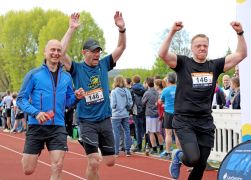 Jenaer Teamlauf 1400 Starter Fuer Den Guten Zweck 43