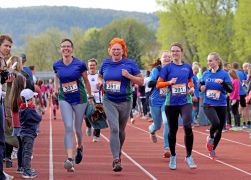 Jenaer Teamlauf 1400 Starter Fuer Den Guten Zweck 73