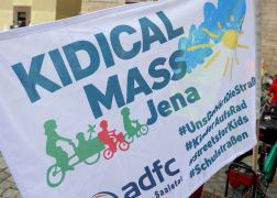 Kidical Mass Familien Uebernahmen Jenas Strassen 04052024 00