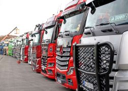 Sternfahrt In Jena Trucker Mit Herz Fuer Schwer Kranke Kinder 05