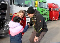 Sternfahrt In Jena Trucker Mit Herz Fuer Schwer Kranke Kinder 14