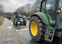 Traktor Korso Veraergerte Bauern Zogen Durch Jena 05