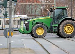 Traktor Korso Veraergerte Bauern Zogen Durch Jena 12