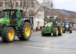 Traktor Korso Veraergerte Bauern Zogen Durch Jena 14