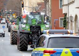 Traktor Korso Veraergerte Bauern Zogen Durch Jena 16
