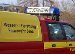 Eisrettung Feuerwehr Jena Trainiert Den Ernstfall 11