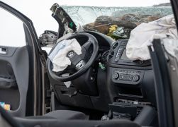 Autofahrer Aus Jena Kracht Gegen Baum 06022026 03