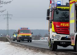Autofahrer Aus Jena Kracht Gegen Baum 06022026 08