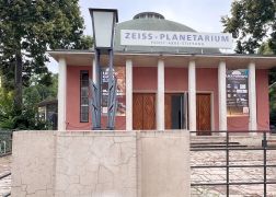 Zurueck Im All Planetarium In Jena Feiert Comeback 02