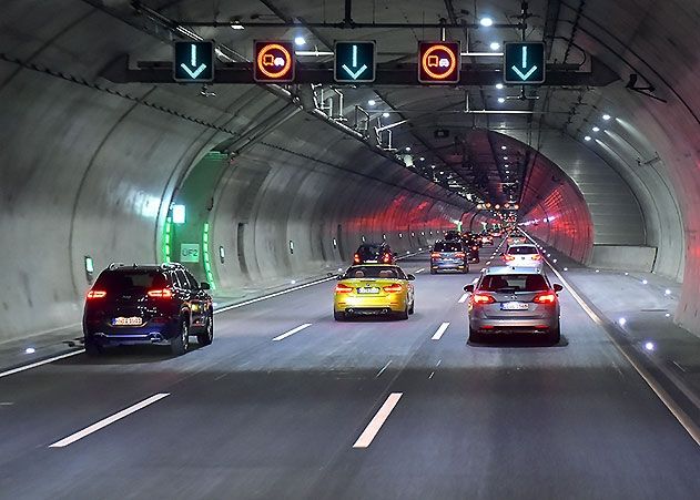 Am Donnerstag ereignete sich im Jagdbergtunnel auf der A4 bei Jena ein Motorradunfall.