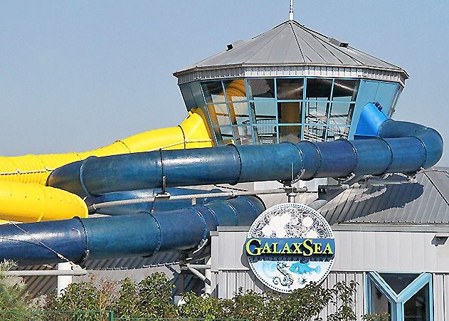 Im Jenaer Freizeitbad GalaxSea werden zum 1. Januar 2021 die Eintrittspreise für Badelandschaft und Sauna angehoben.