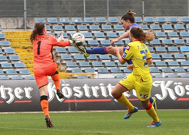 Im Hinspiel musste sich Jena mit einem 1:1 (1:0) gegen 1899 Hoffenheim begnügen.