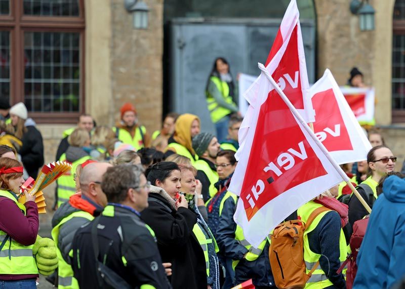 Warnstreik in Jena: Über 500 Beschäftigte der Uni-Klinik Jena legten ihre Arbeit nieder.