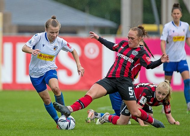 Im Duell die Jenaerin Annika Graser und die Leverkusenerin Lisanne Gräwe.