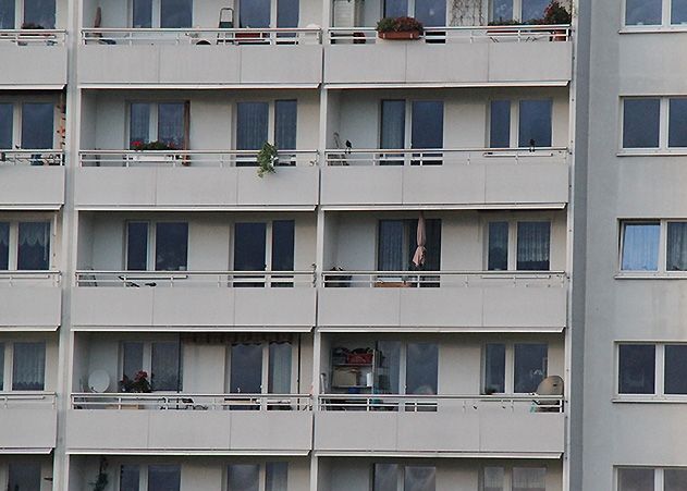 Der Hausmeister entdeckte in einem Fahrradkeller in Jena-Lobeda zwei junge Männer, die sich dort häuslich eingerichtet hatten.