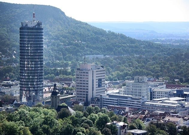 22.327 Studenten leben derzeit in Jena.